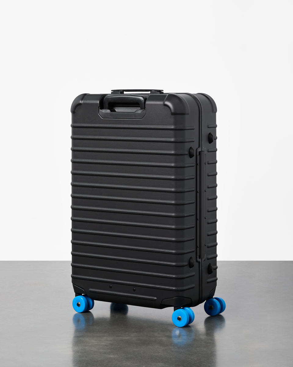 Coraza Suitcase - Medium Checked - Image 4